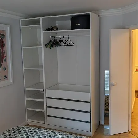 Stylish, Peaceful 2-Bed Flat With Free Parking Appartement New Barnet Buitenkant foto