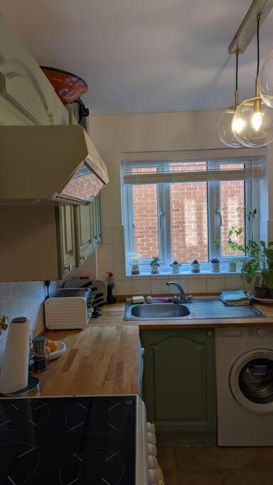 Stylish, Peaceful 2-bed Flat With Free Parking New Barnet