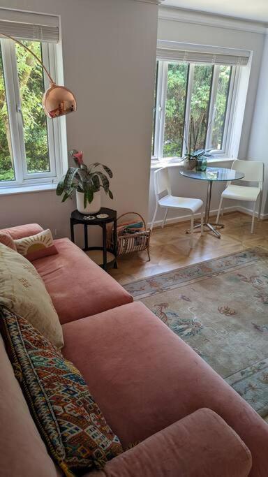 Apartment Stylish, Peaceful 2-bed Flat With Free Parking New Barnet