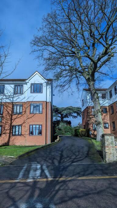 Stylish, Peaceful 2-bed Flat With Free Parking Apartamento *